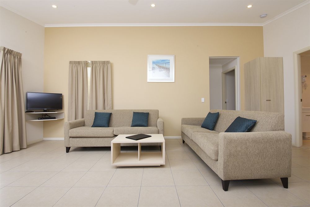 Lakeside Forster Holiday Park Bagian luar foto